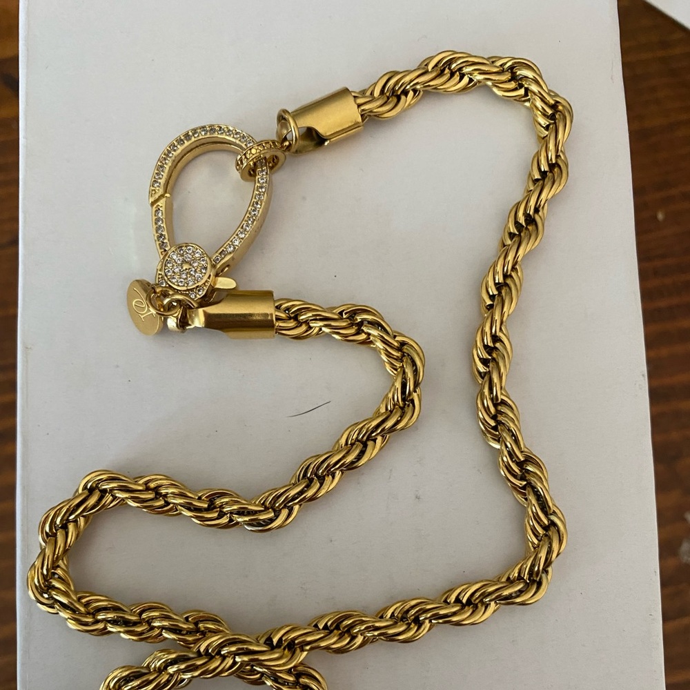 Rope chain necklace